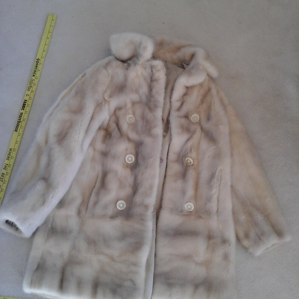 White Fur Coat DAMAGE real fur Project